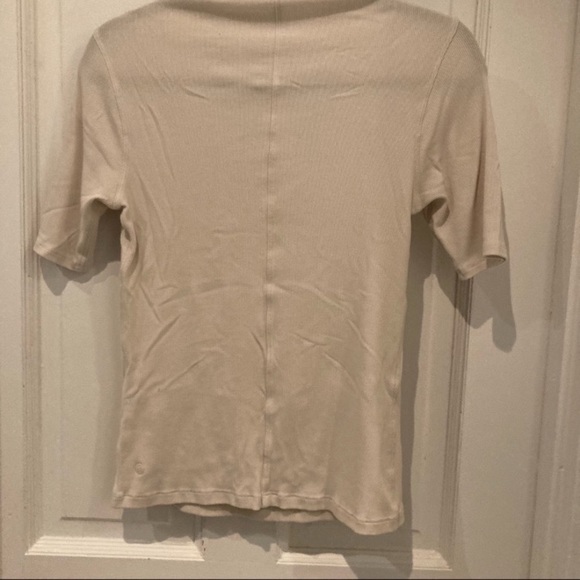Lululemon Keyhole Shirt - Picture 7 of 7